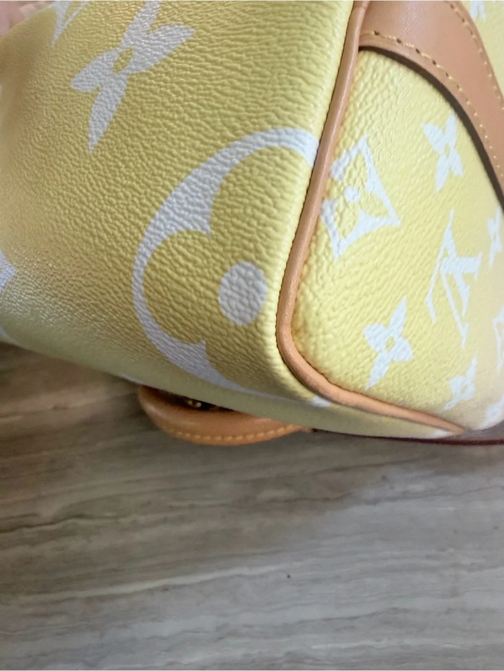 Louis Vuitton very good